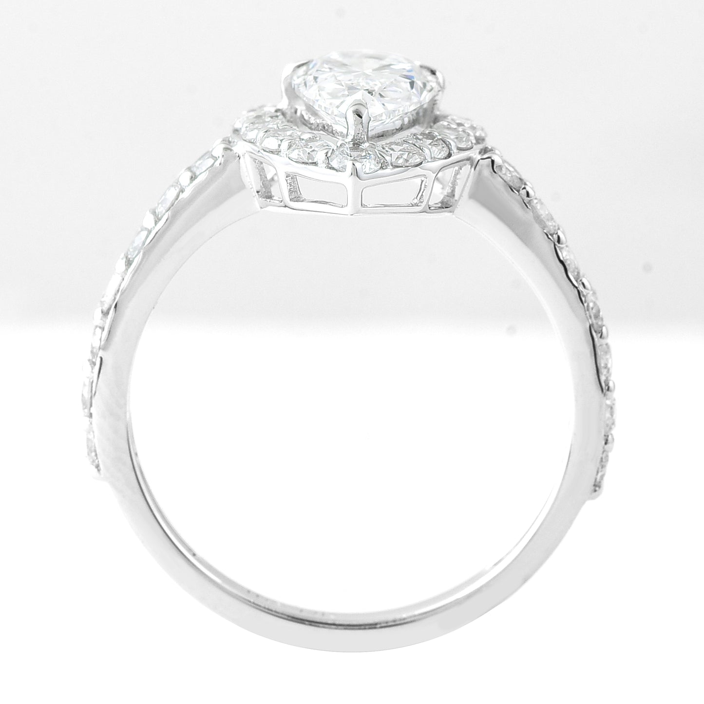 2.07 Carats Lab Grown Diamond 14K Gold Ring