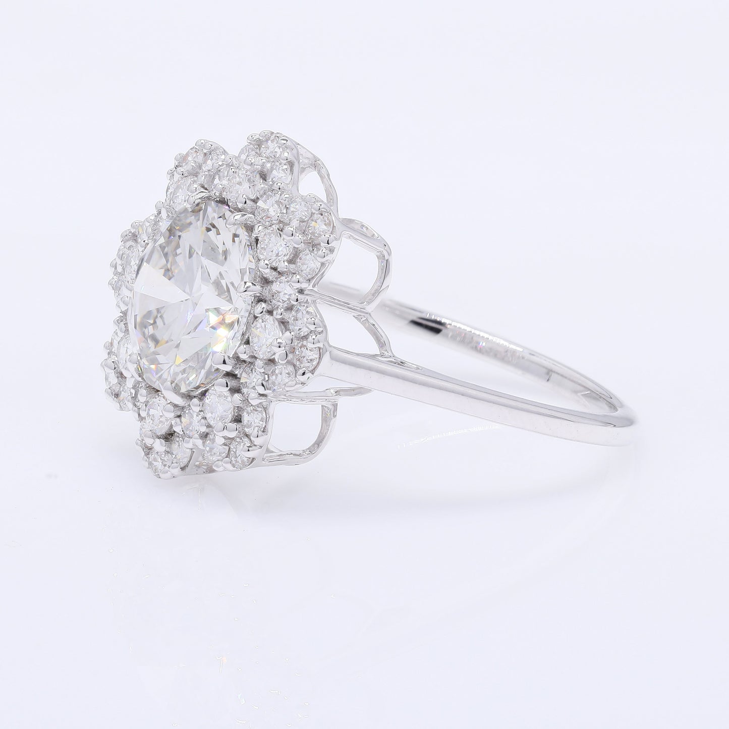 2.73 Carats Lab Grown Diamond 14K Gold Ring