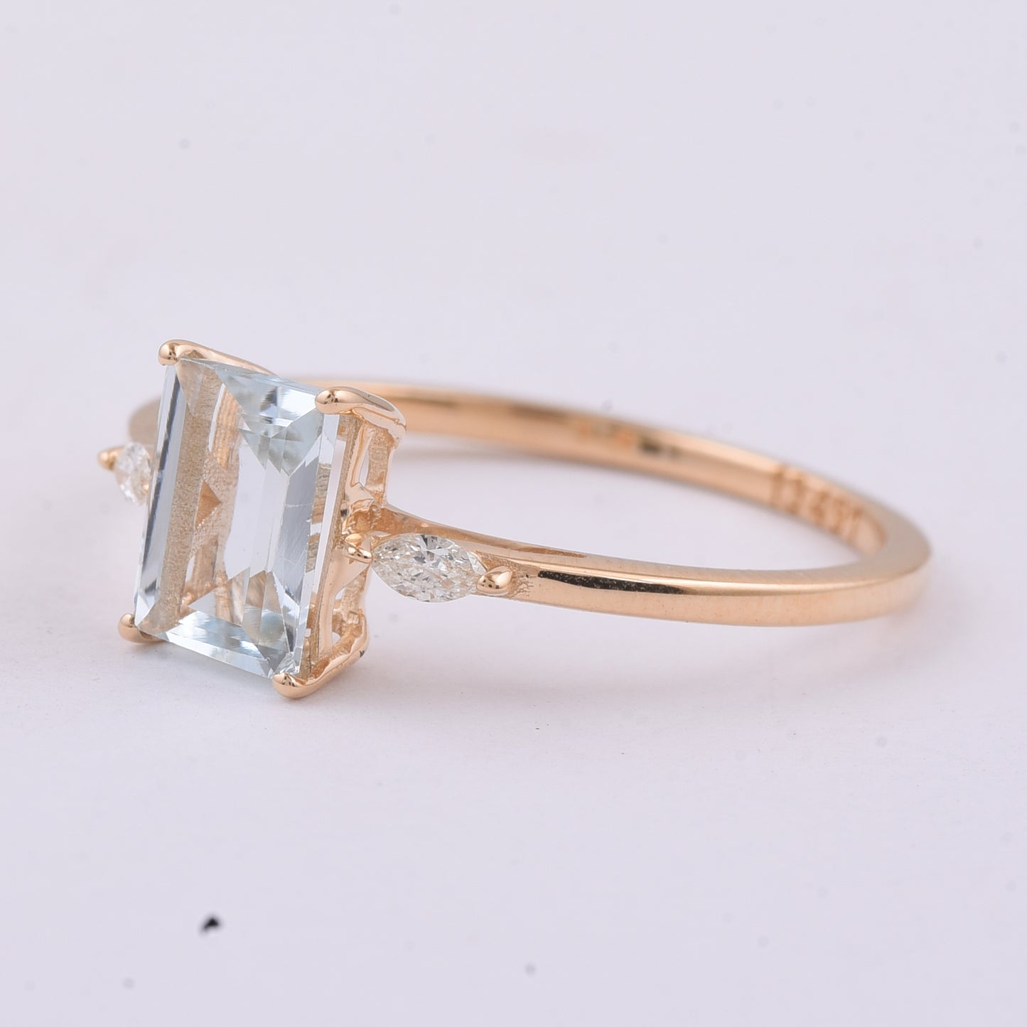 0.94 Ct Rectangle Step Cut Natural Aquamarine 14K Gold Ring