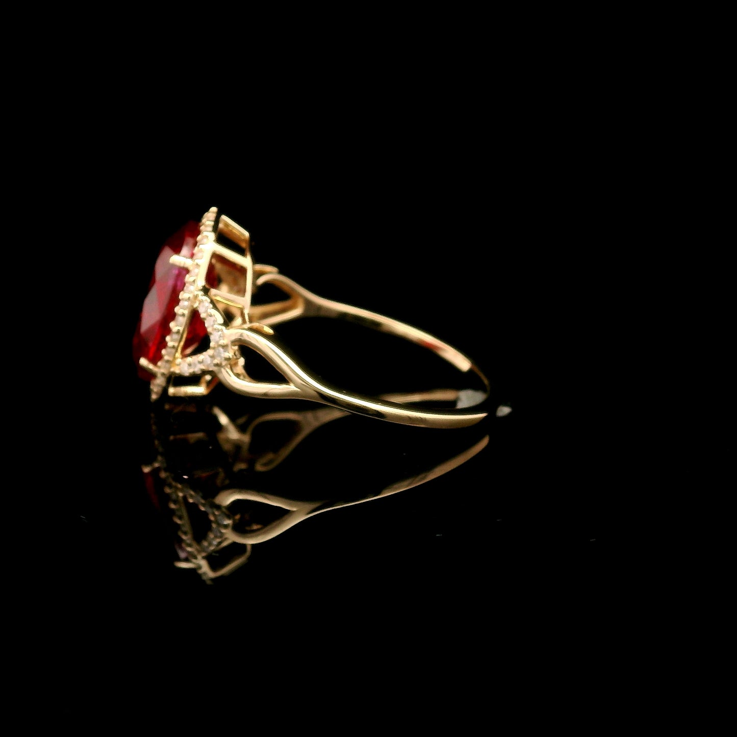 4.12 Ct Oval Mixed Cut Lab Grown Ruby 14K Gold Ring