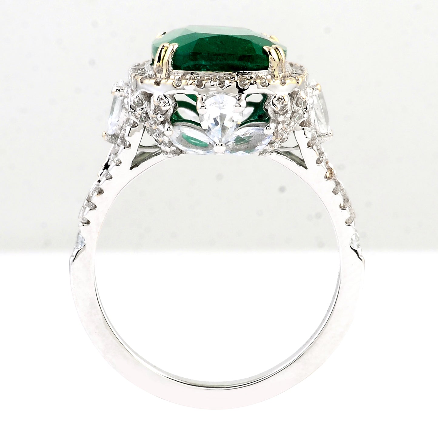 6.47 Ct Cushion Mixed Cut Natural Beryl Emerald 14K Gold Ring