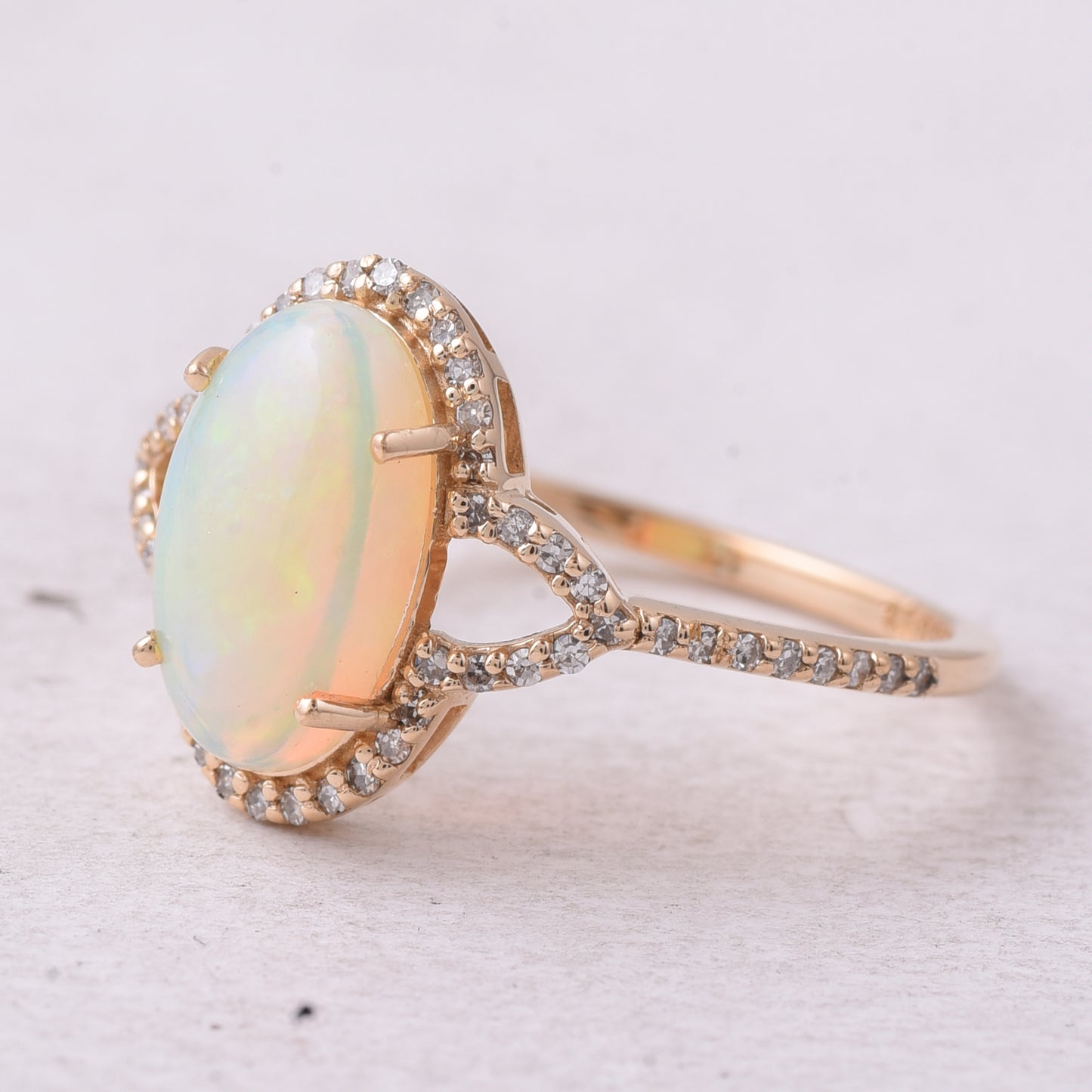 1.39 Ct Oval Cabochon Cut Natural Opal 14K Gold Ring