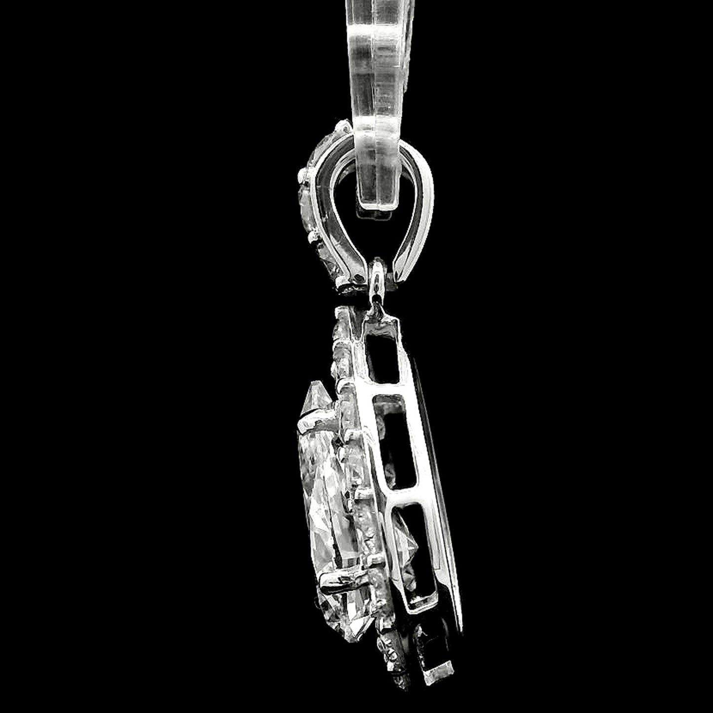 2.05 Carats Lab Grown Diamond 14K Gold Pendant