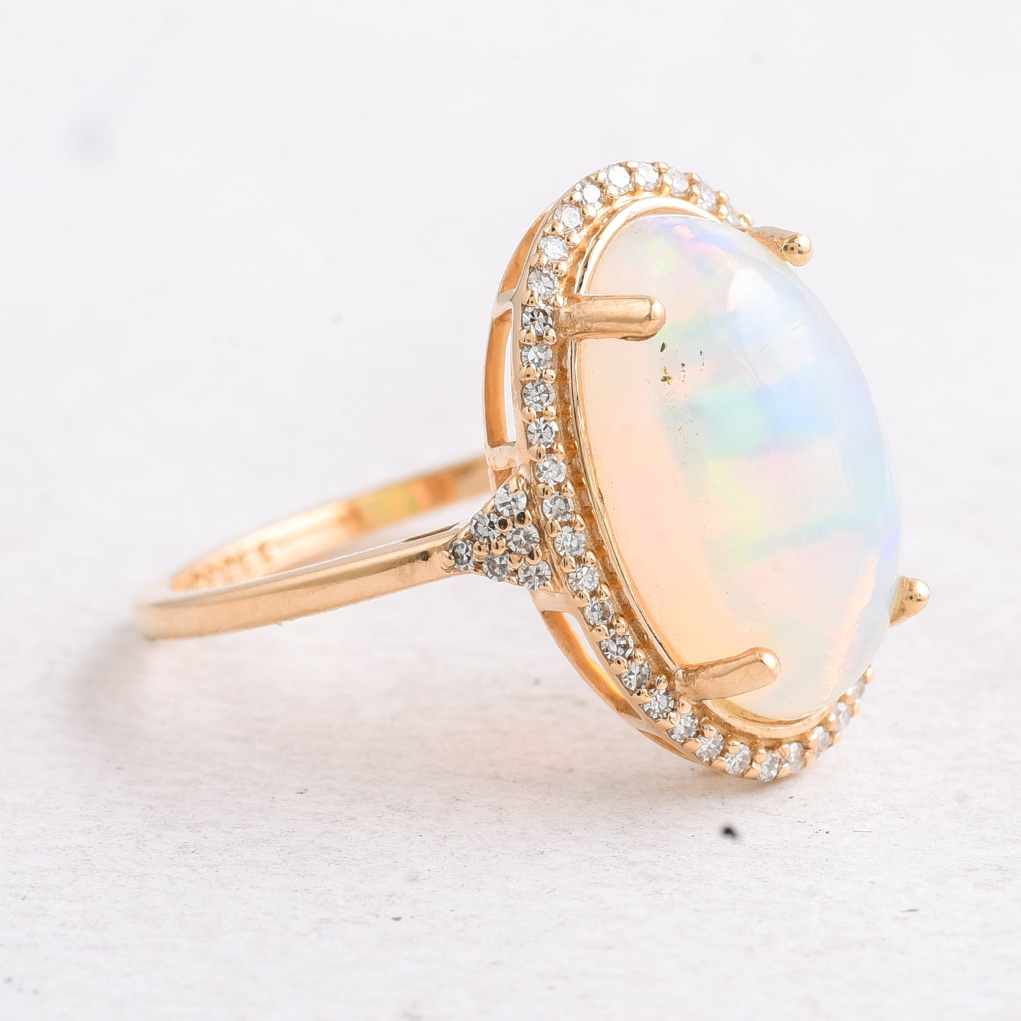 3.44 Ct Oval Cabochon Cut Natural Opal 14K Gold Ring