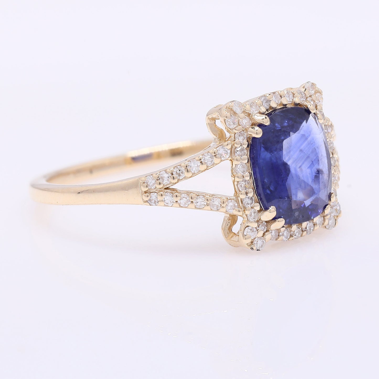 1.49 Ct Cushion Mixed Cut Natural Sapphire 14K Gold Ring