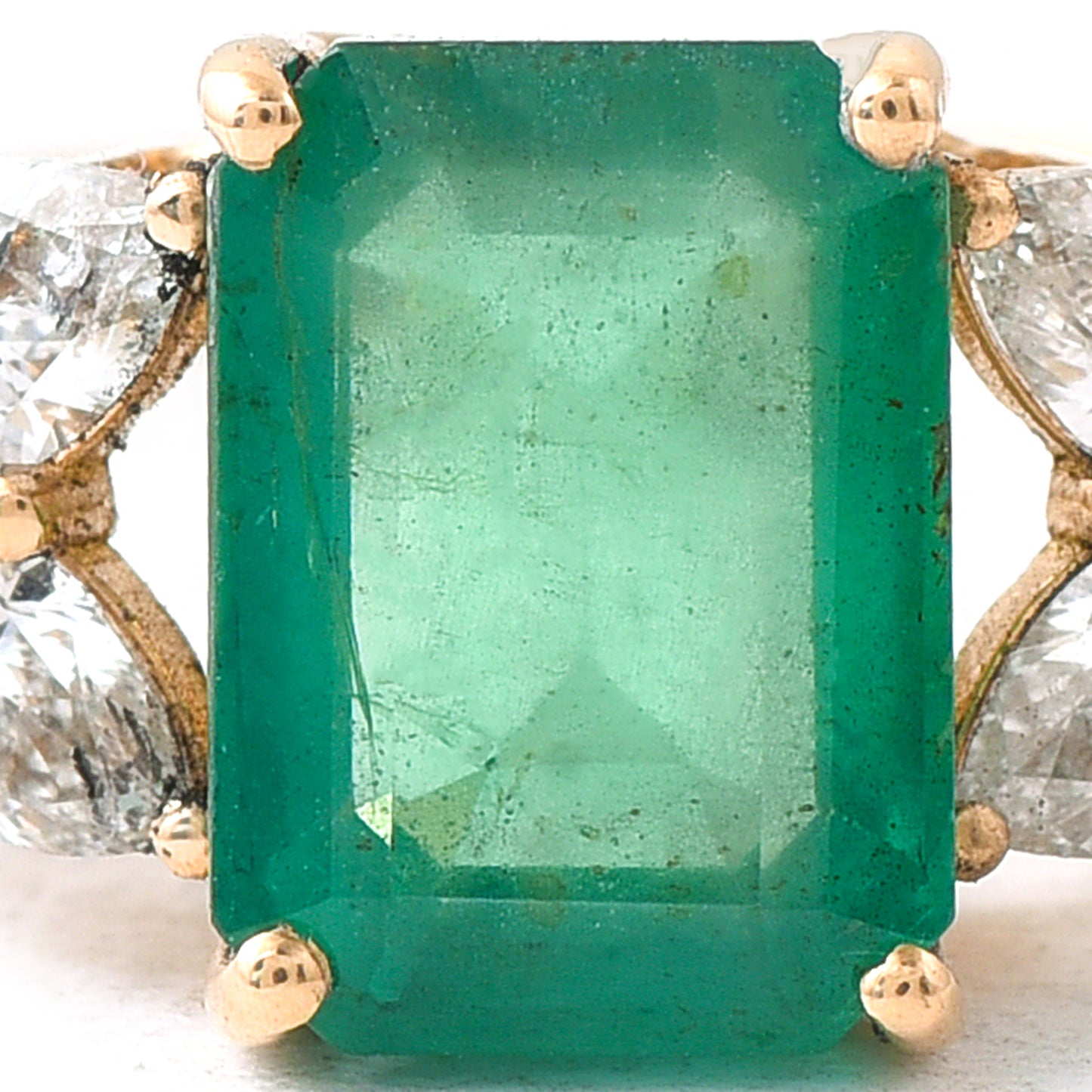 2.20 Ct Octagon Emerald 14K Gold Ring