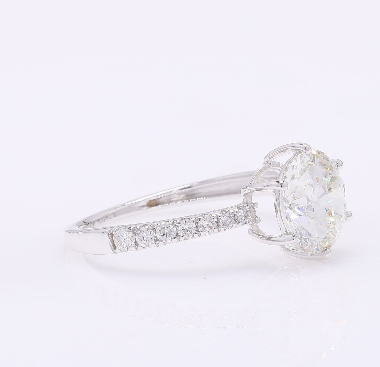 2.26 Carats Lab Grown Diamond 14K Gold Ring