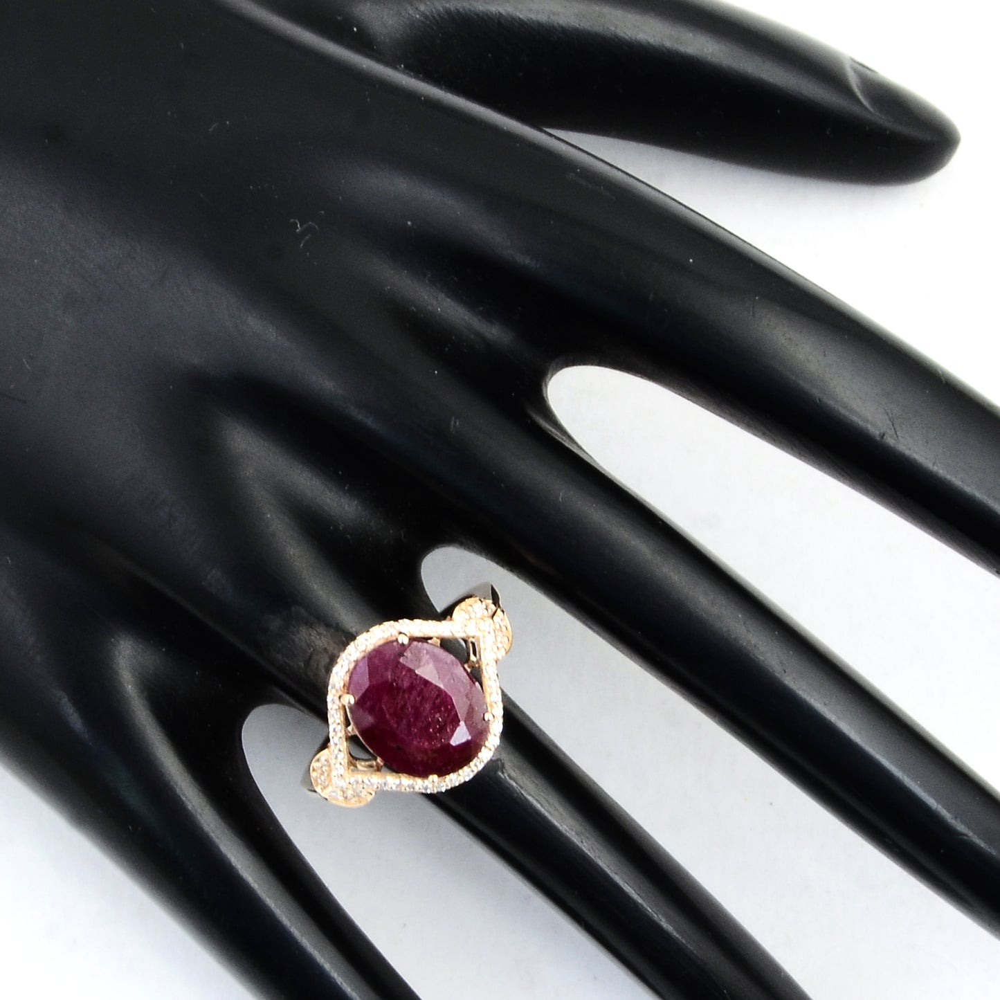 3.31 Ct Oval Mixed Cut Natural Corundum Ruby 14K Gold Ring
