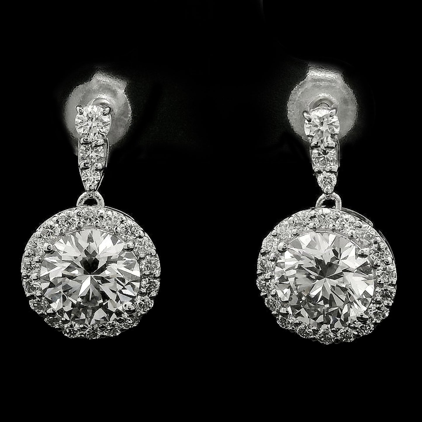 3.87 Carats Lab Grown Diamond 14K Gold Earrings