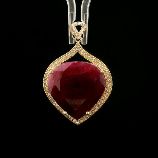 12.68 Ct Pear Mixed Cut Natural Corundum Ruby 14K Gold Pendant