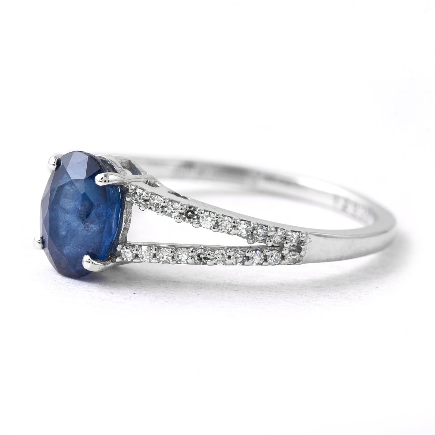1.48 Ct Oval Sapphire 950 Platinum Ring