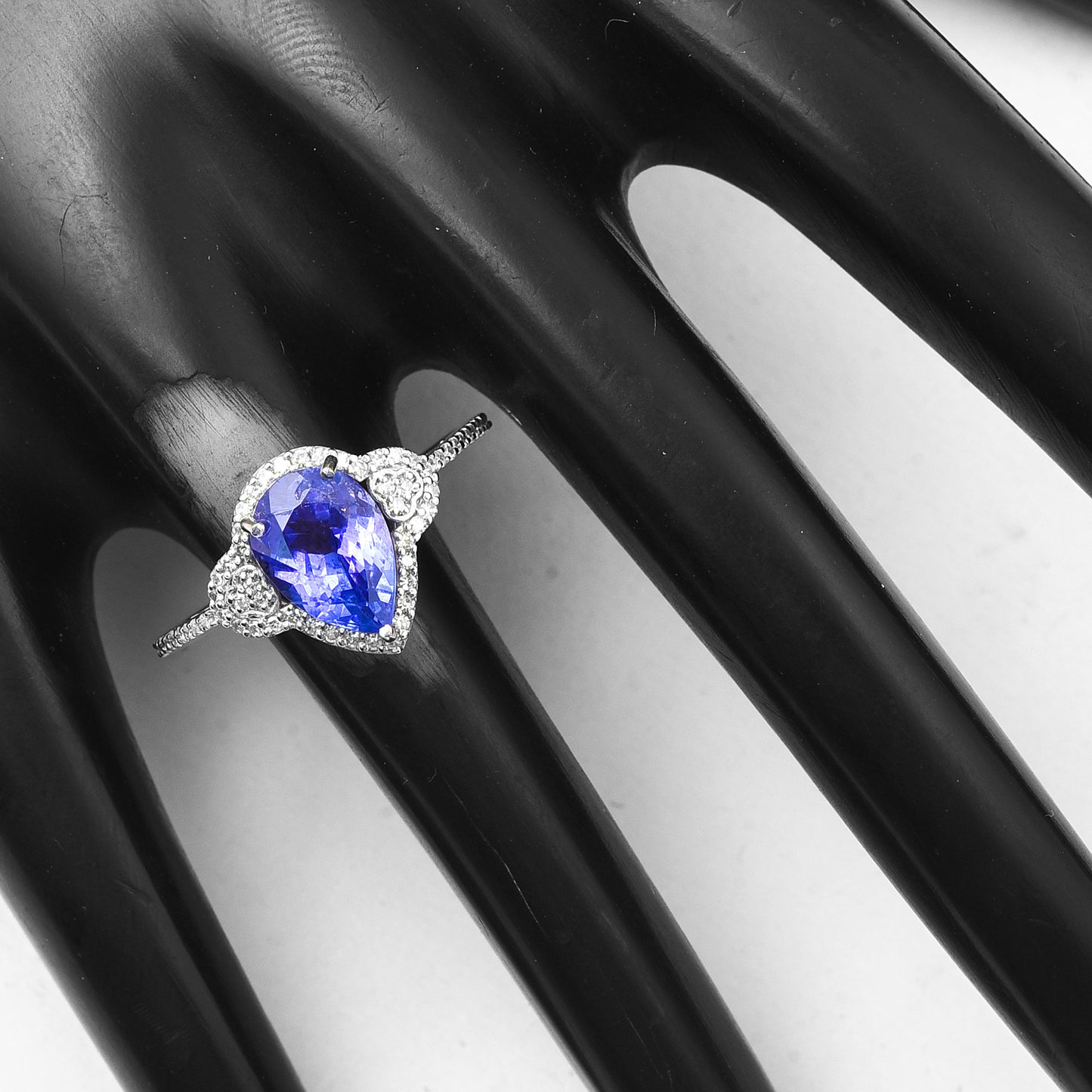 2.28 Ct Pear Mixed Cut Natural Tanzanite 950 Platinum Ring