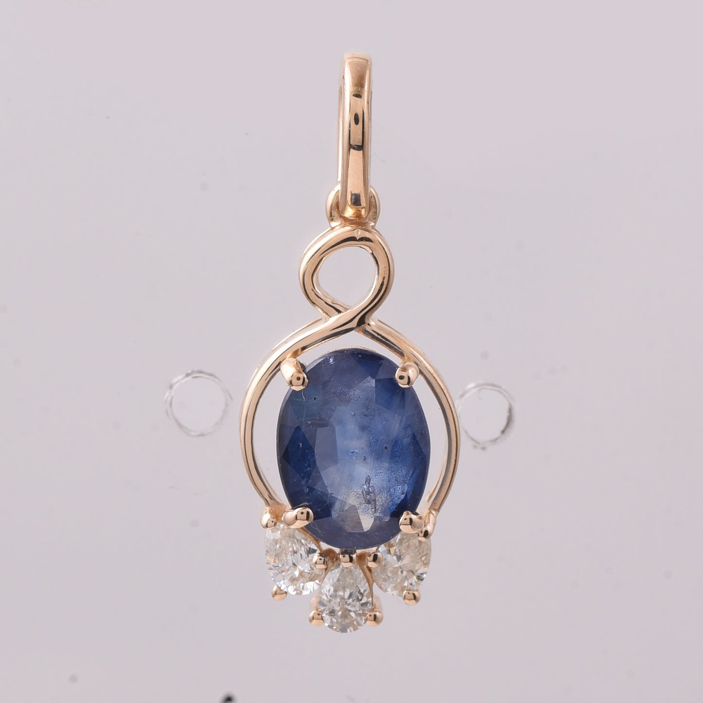 2.09 Ct Oval Sapphire 14K Gold Pendant