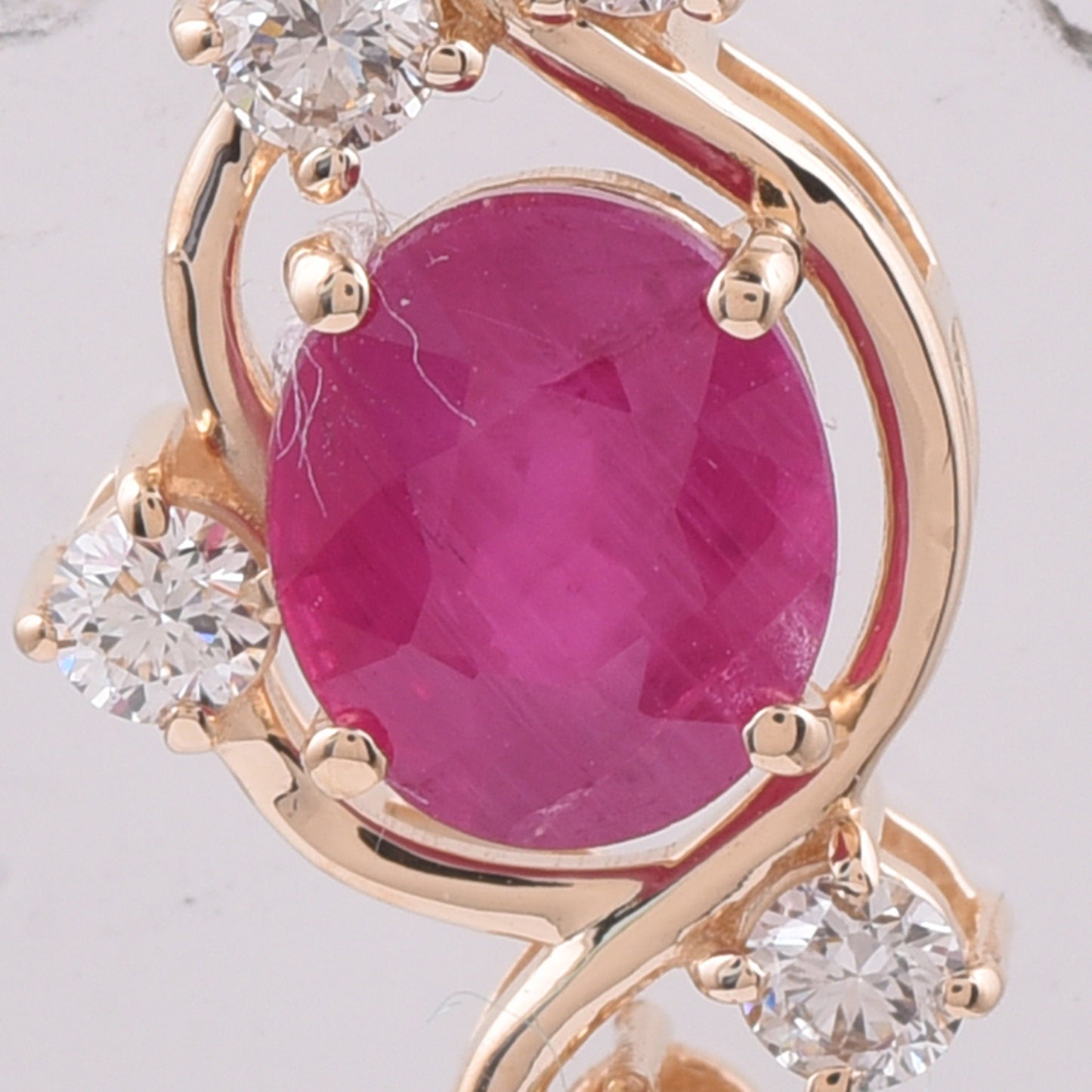 1.84 Ct Oval Natural Ruby 14K Gold Pendant