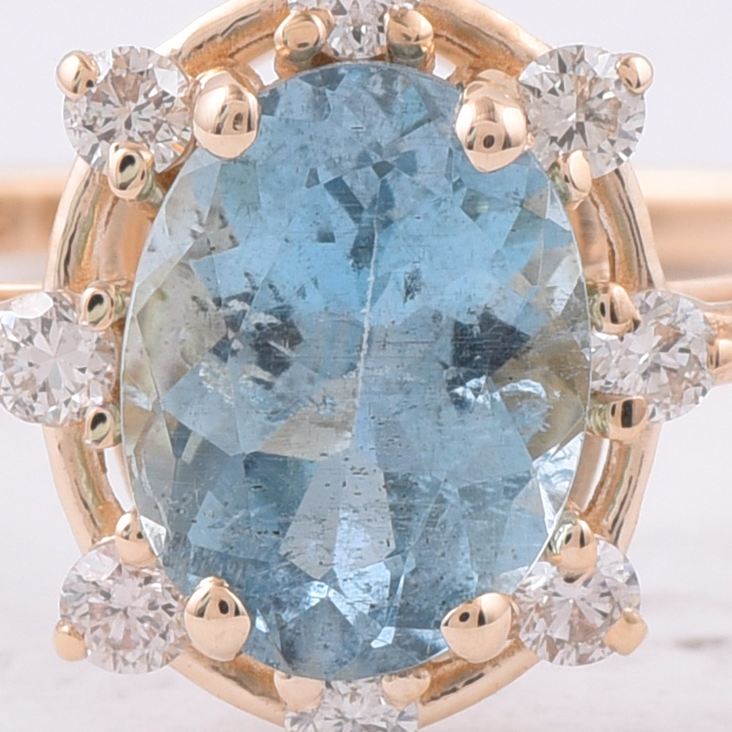 1.26 Ct Oval Natural Aquamarine 14K Gold Ring