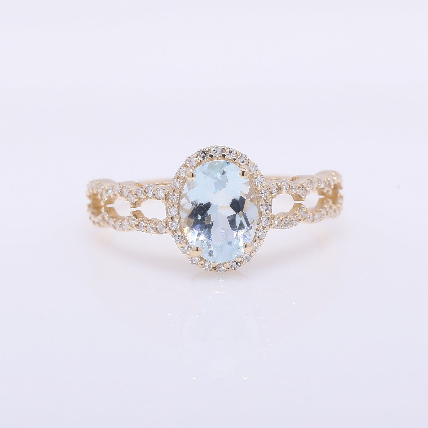 1.43 Ct Oval Mixed Cut Natural Aquamarine 14K Gold Ring
