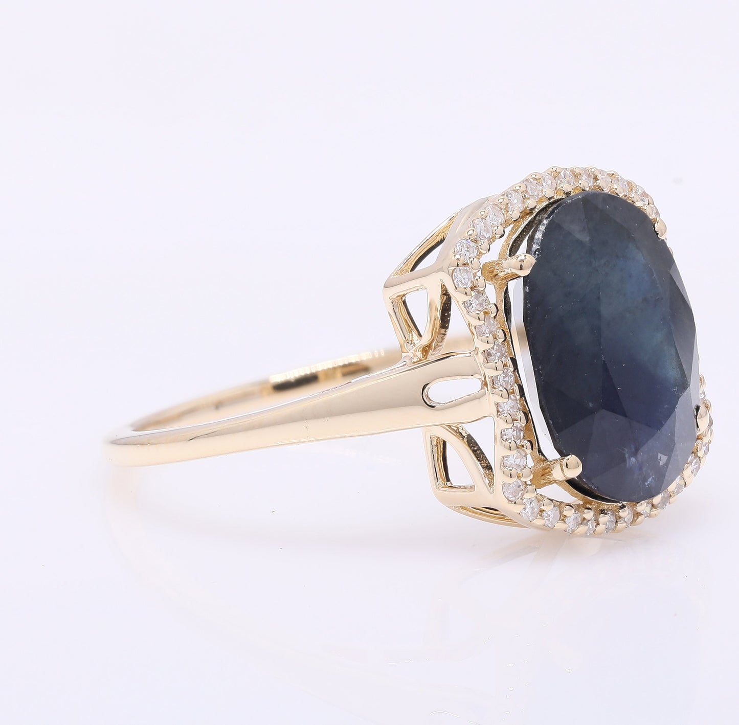 4.62 Ct Oval Mixed Cut Natural Sapphire 14K Gold Ring