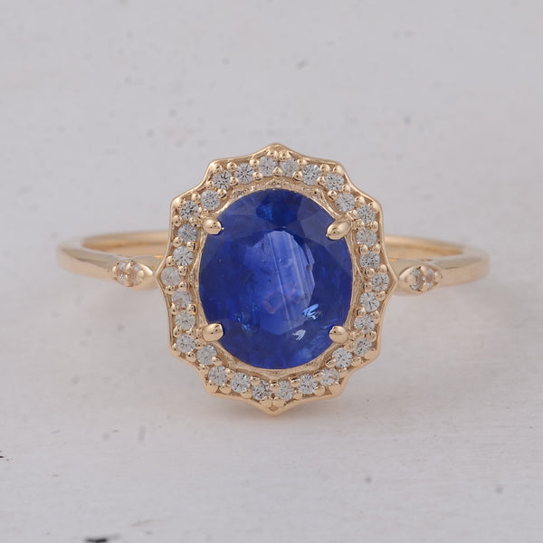 1.98 Ct Oval Sapphire 9K Gold Ring