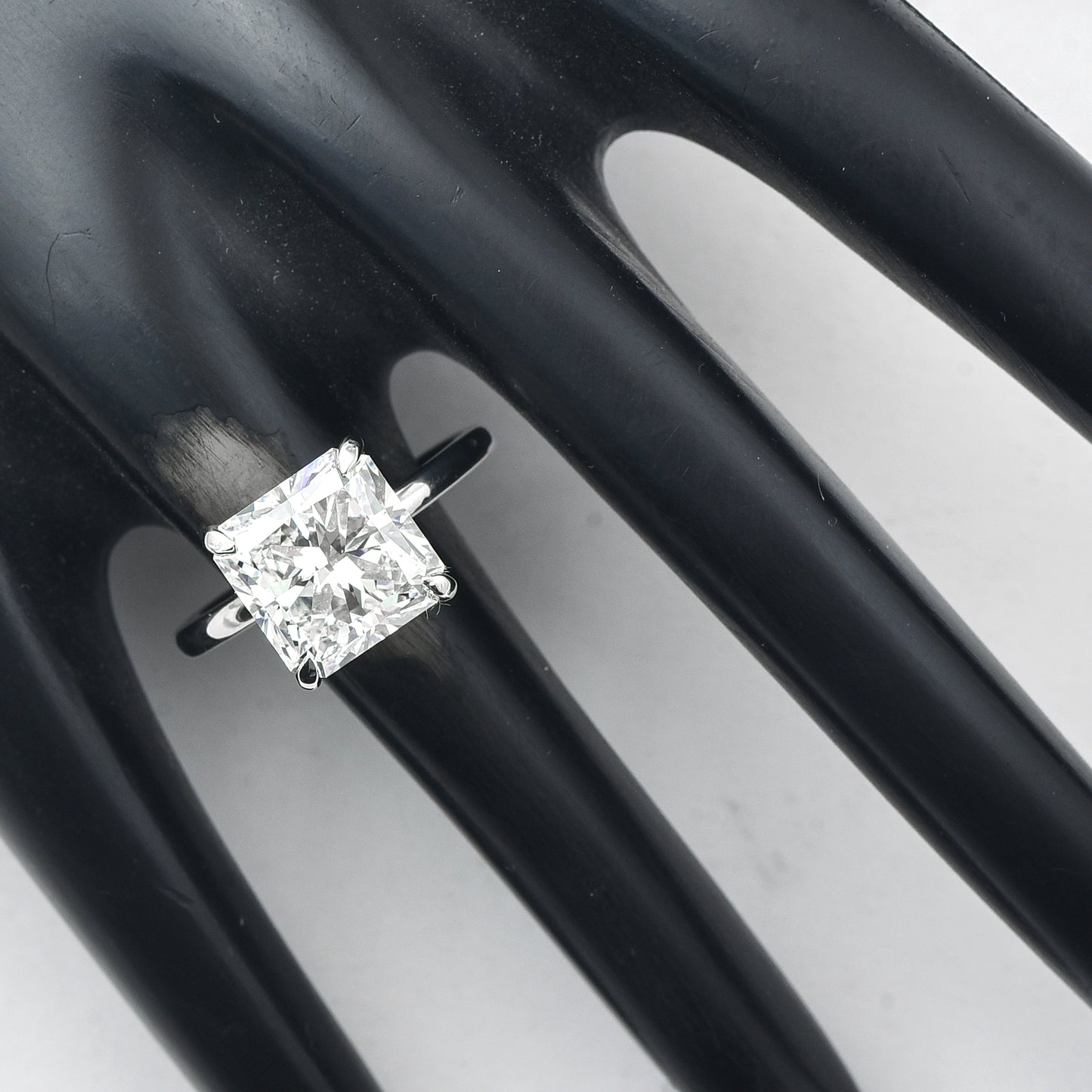 4.73 Carats Lab Grown Diamond 950 Platinum Ring