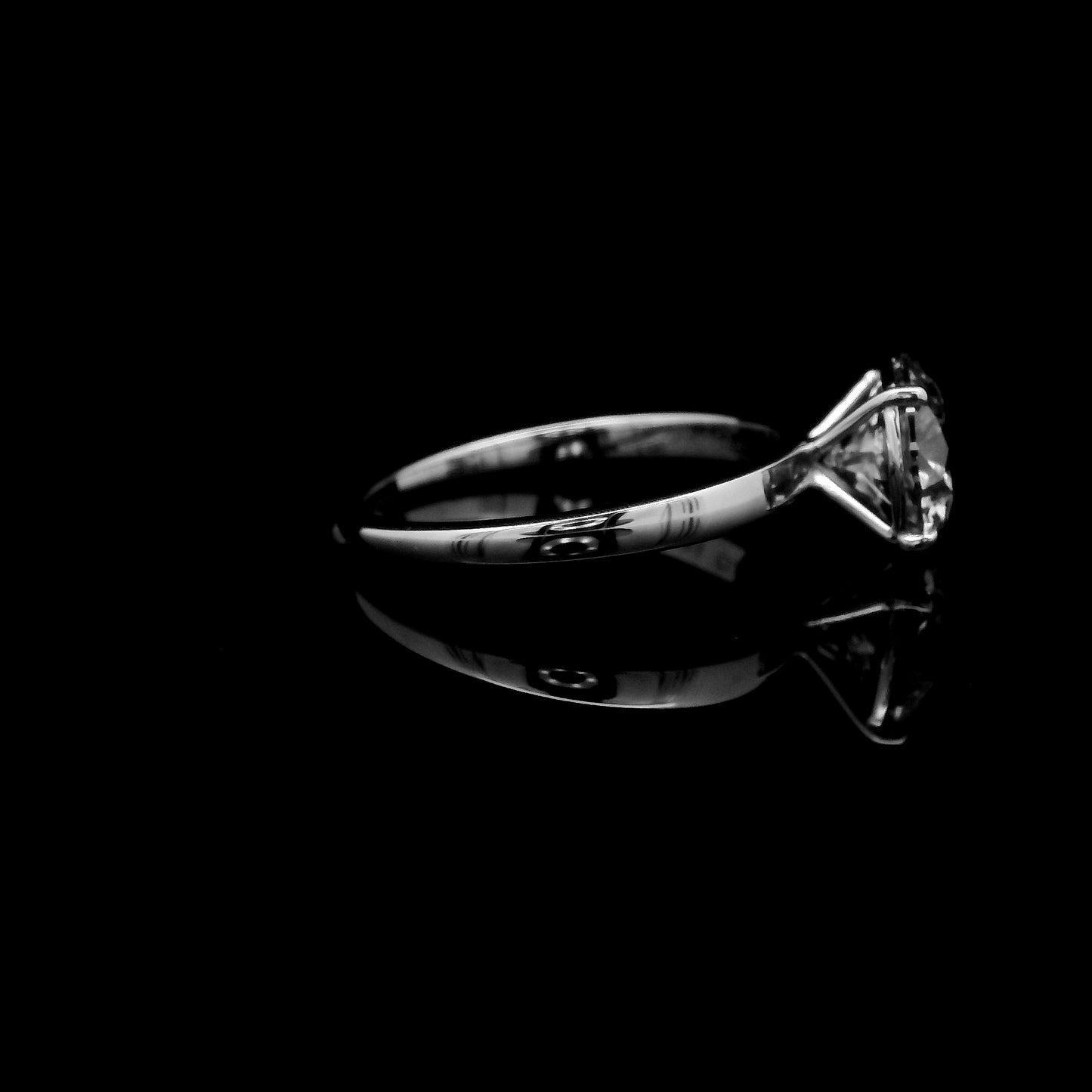 2.10 Carats Lab Grown Diamond 14K Gold Ring