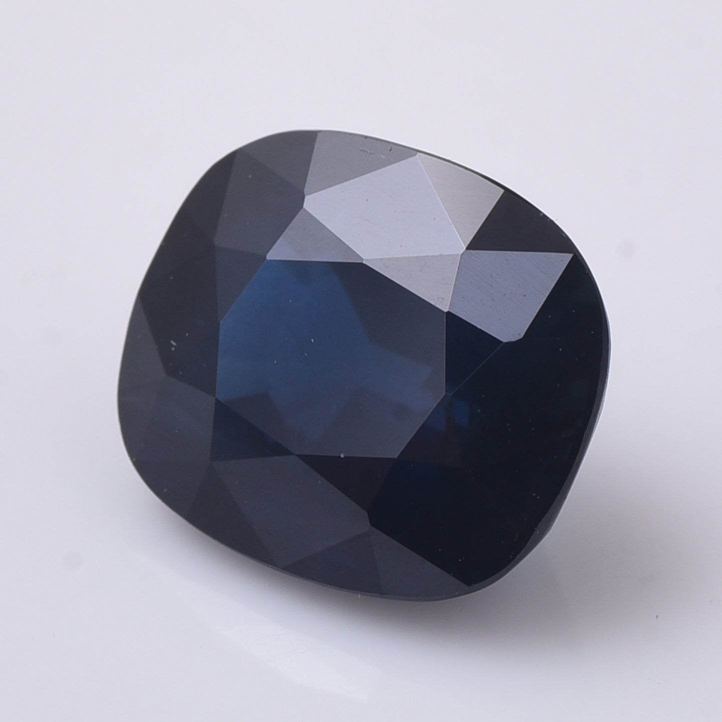 5.4 Natural Corundum Sapphire Rectangular Cushion Mixed Cut Gemstone