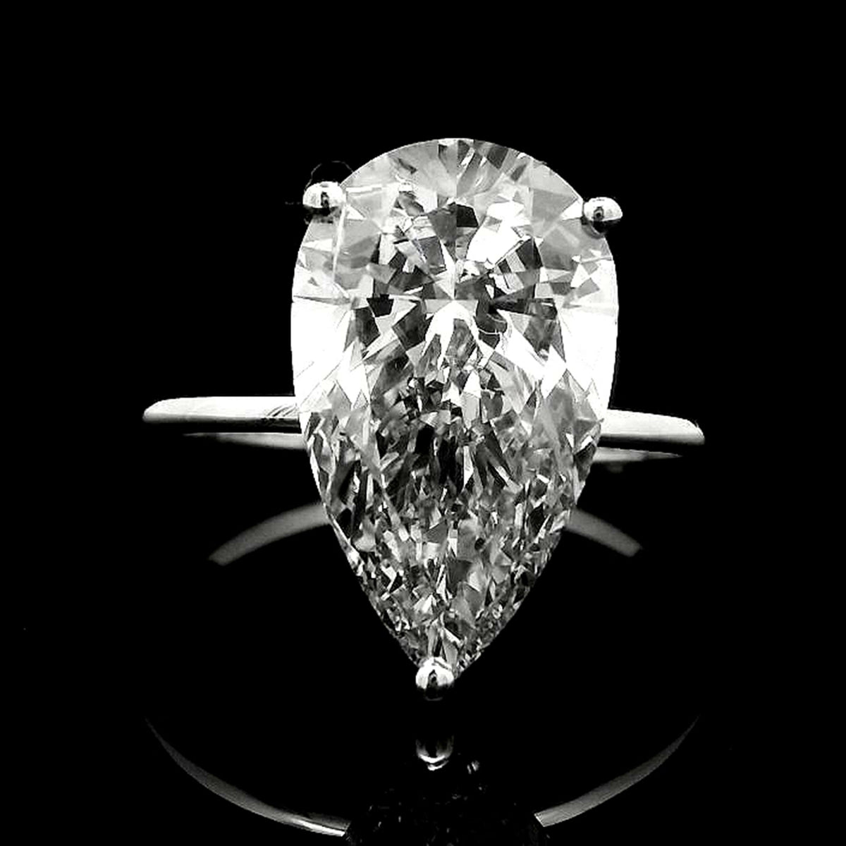 4.75 Carats Lab Grown Diamond 14K Gold Ring