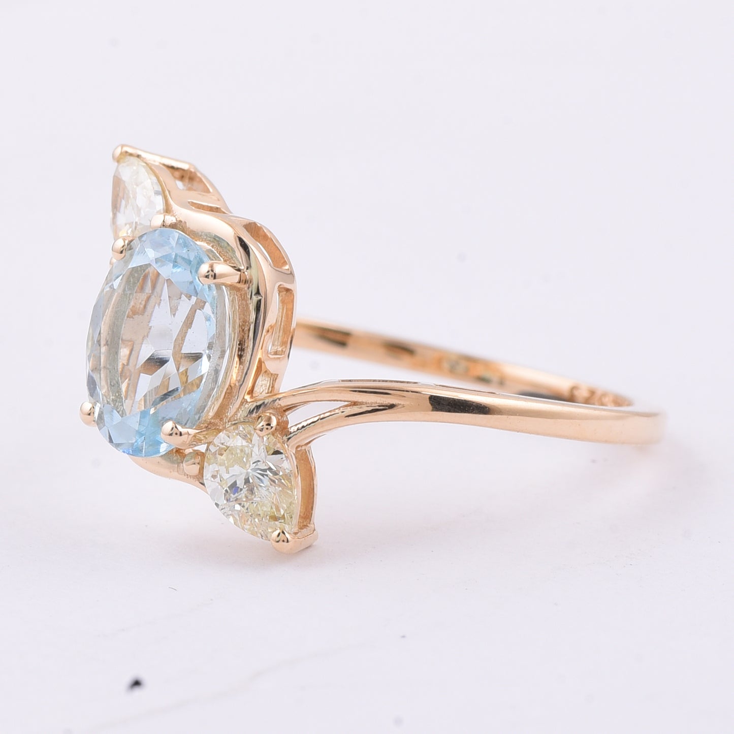 1.58 Ct Pear Natural Aquamarine 14K Gold Ring