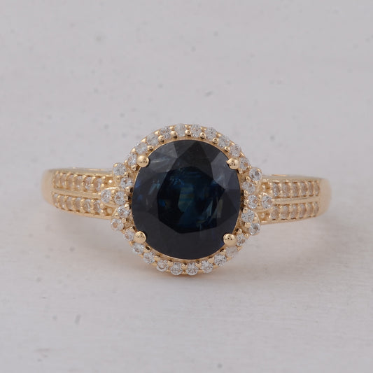 2.53 Ct Oval Sapphire 9K Gold Ring