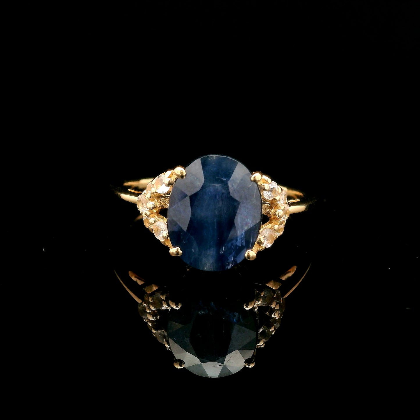 4.26 Ct Oval Mixed Cut Natural Corundum Sapphire 14K Gold Ring