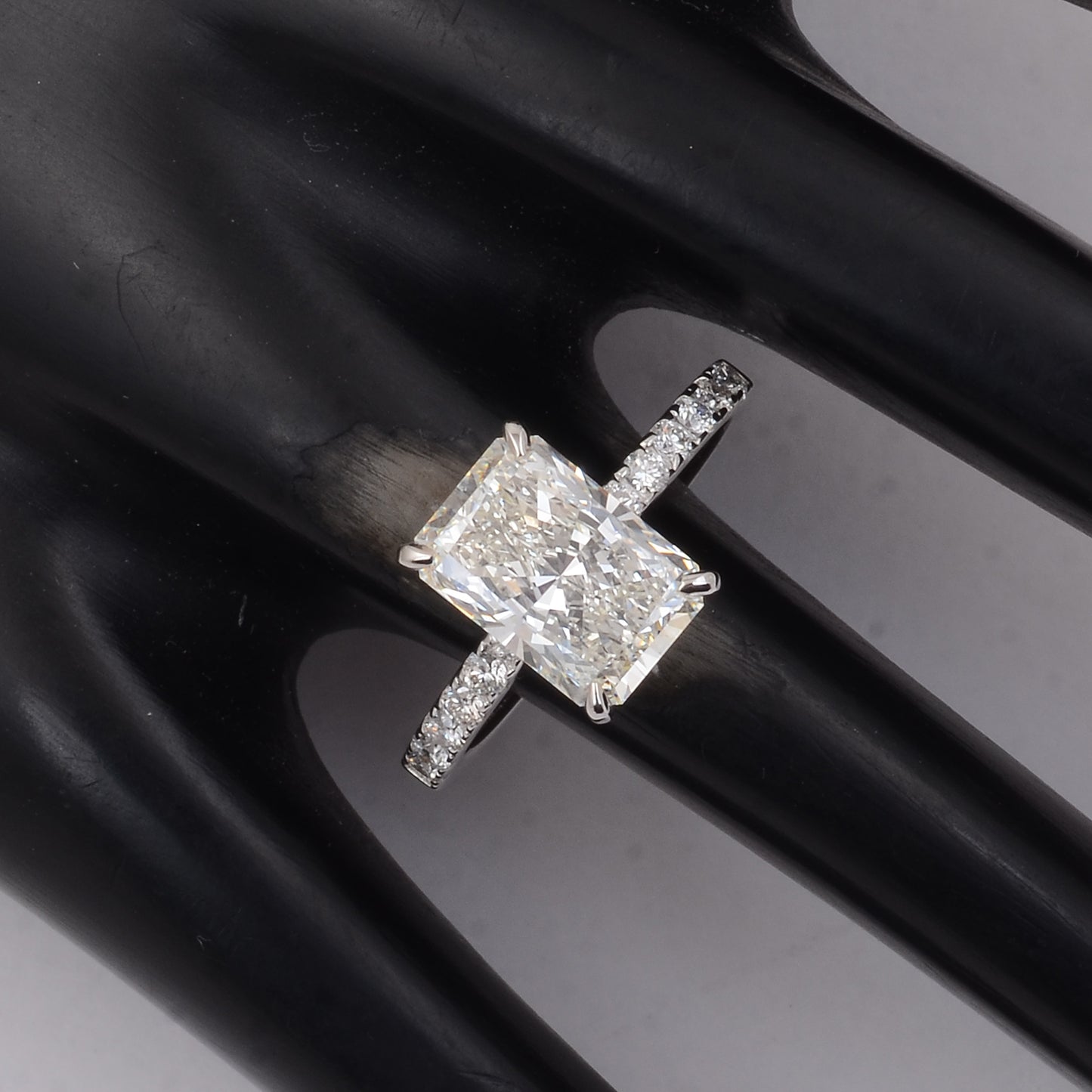 3.35 Carats Lab Grown Diamond 14K Gold Ring