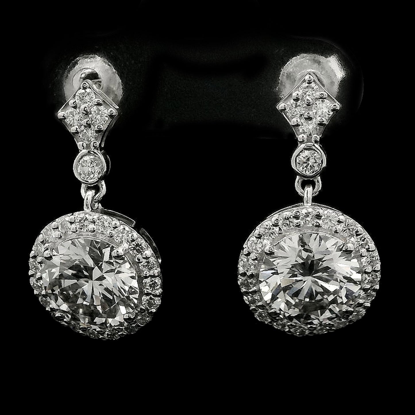 3.83 Carats Lab Grown Diamond 14K Gold Earrings