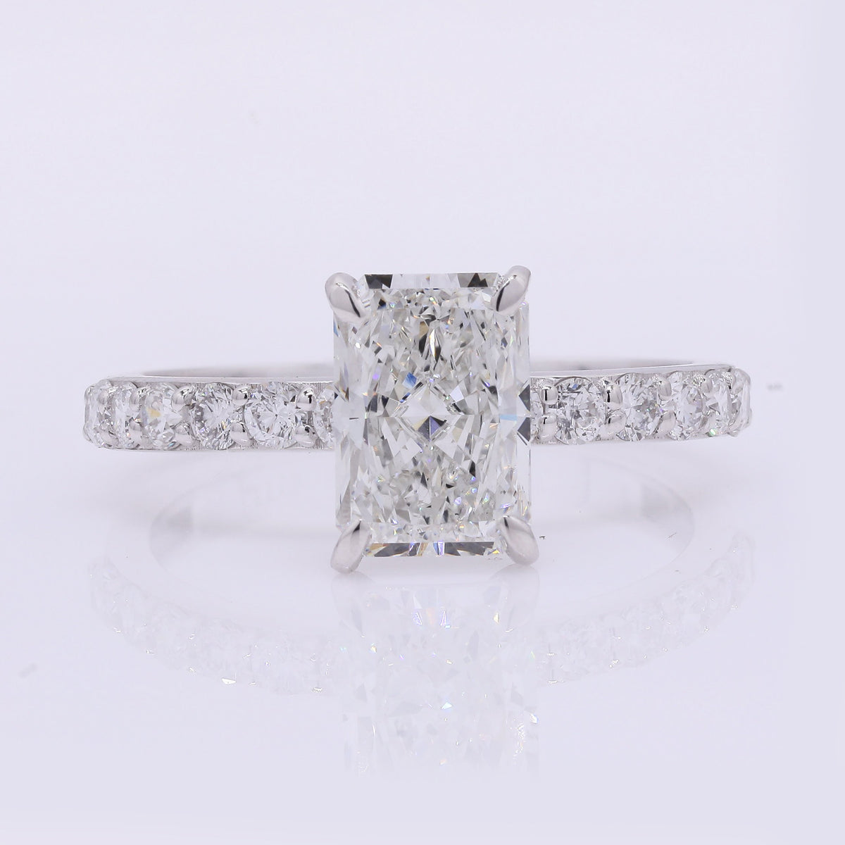 2.28 Carats Lab Grown Diamond 14K Gold Ring