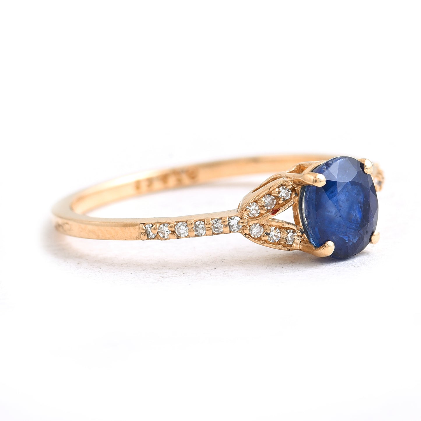 1.14 Ct Oval Sapphire 14K Gold Ring