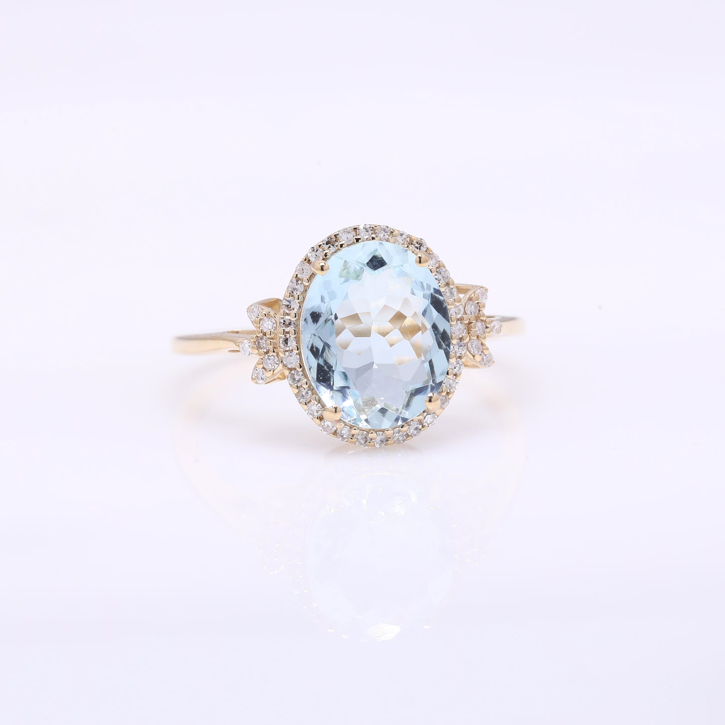 2.27 Ct Oval Mixed Cut Natural Aquamarine 14K Gold Ring