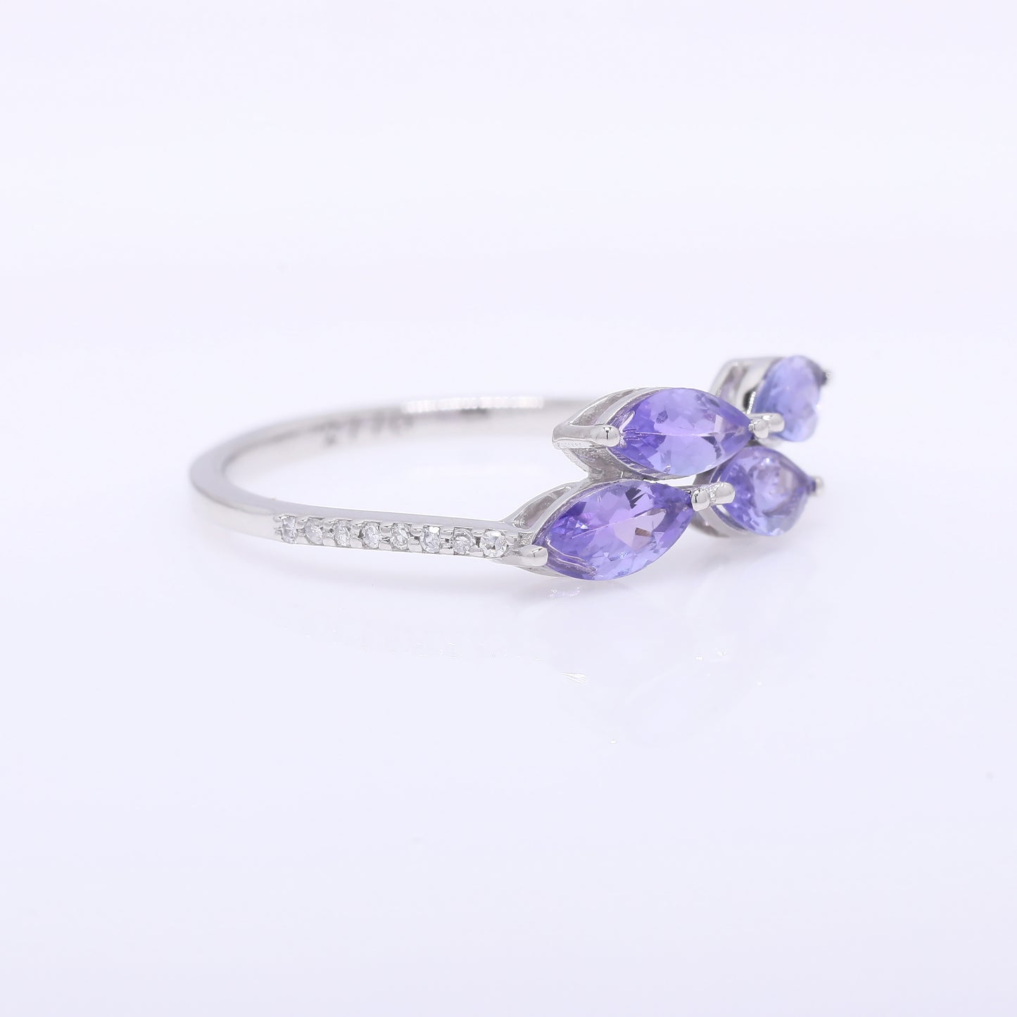 0.90 Ct Marquise Mixed Cut Natural Tanzanite 950 Platinum Ring