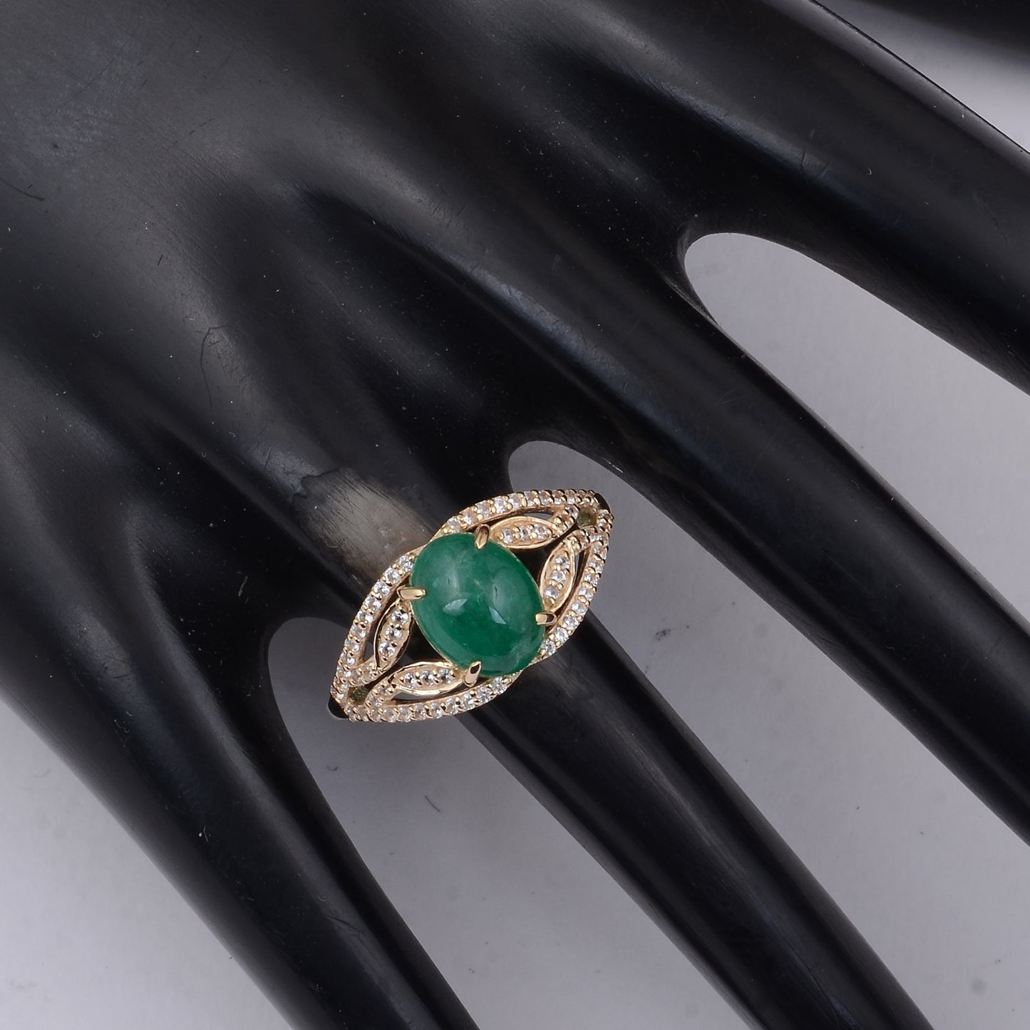 2.36 Ct Oval Emerald 9K Gold Ring