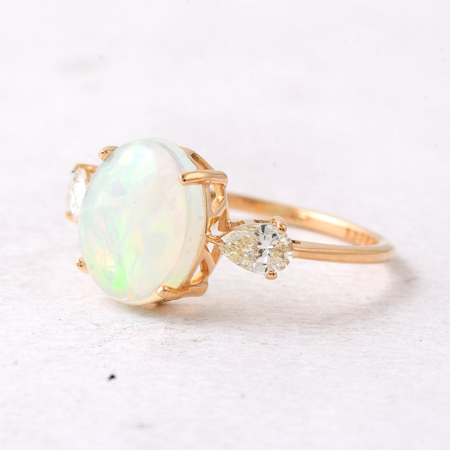 1.83 Ct Oval Mixed Cut Natural Opal 14K Gold Ring