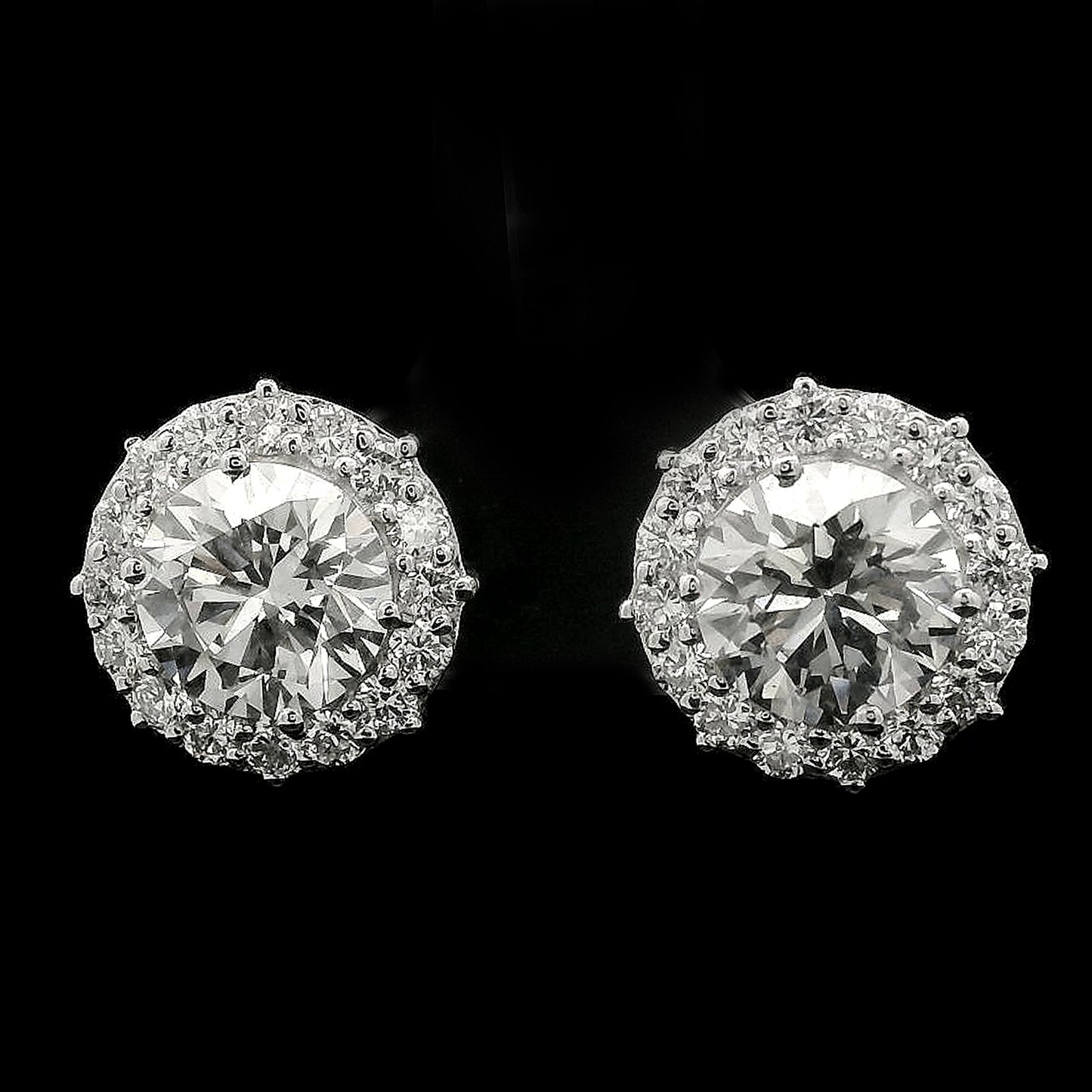 4.03 Carats Lab Grown Diamond 14K Gold Earrings