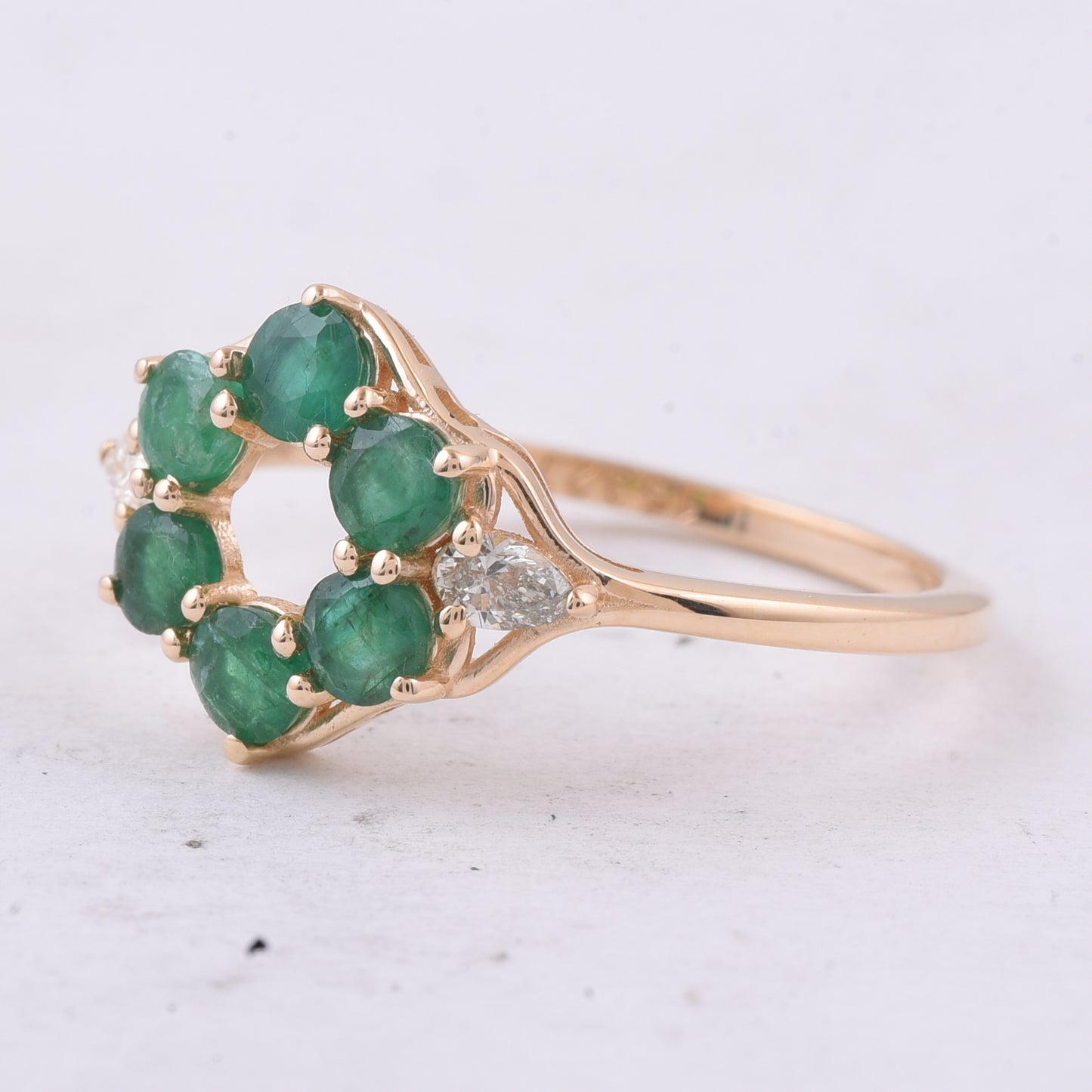 0.94 Ct Round Natural Emerald 14K Gold Ring