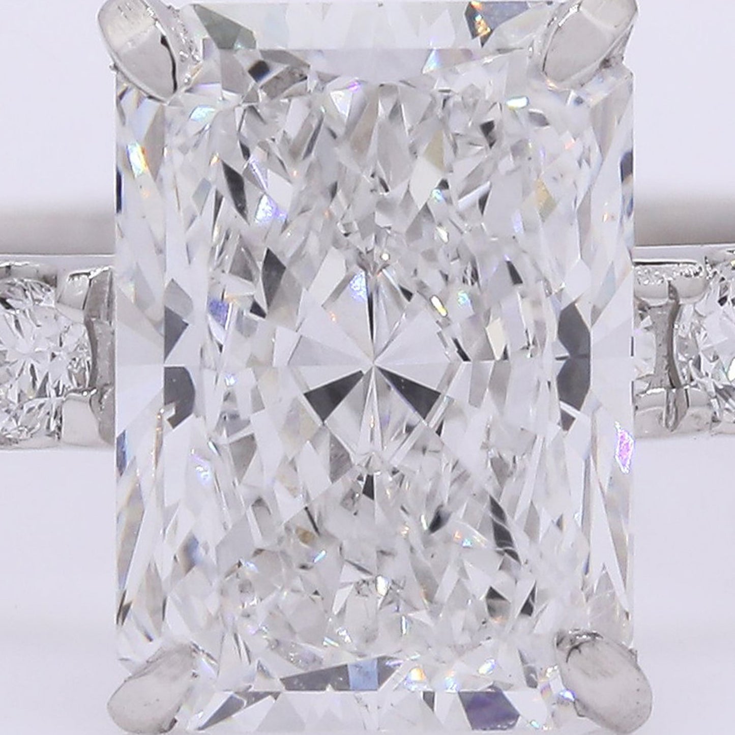 2.42 Carats Lab Grown Diamond 950 Platinum Ring