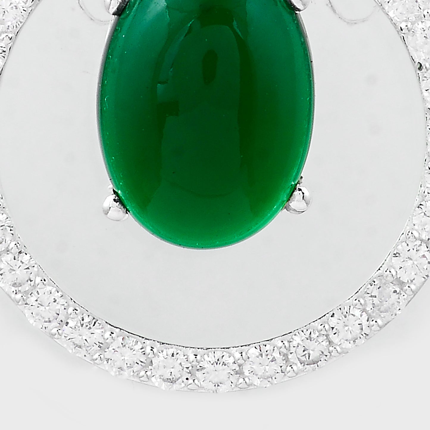 8.76 Ct Oval Cr Emerald, Cubic Zirconia, 925 Sterling Silver Pendant