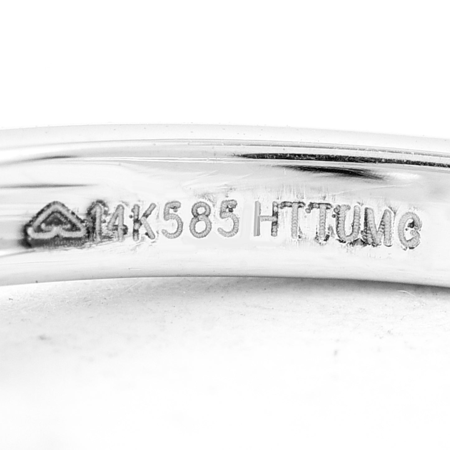 2.23 Ct Round Brilliant Lab Grown Diamond 14K Gold Ring