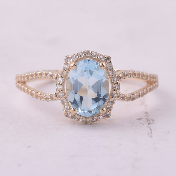 1.80 Ct Oval Blue Topaz 9K Gold Ring