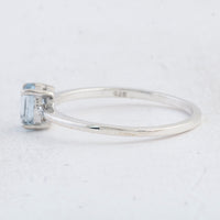 0.45 Ct Oval Swiss Blue Topaz 925 Sterling Silver Ring