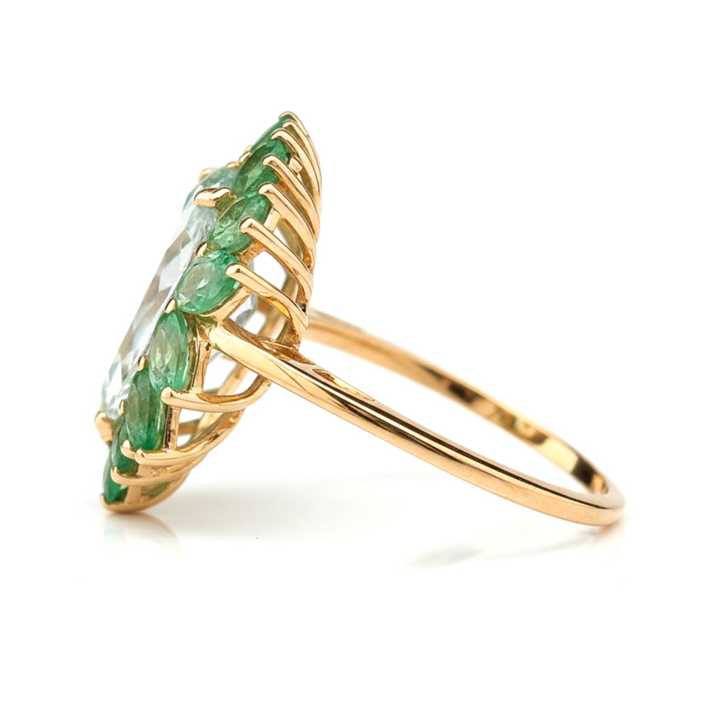 4.54 Ct Pear Aquamarine 9K Gold Ring