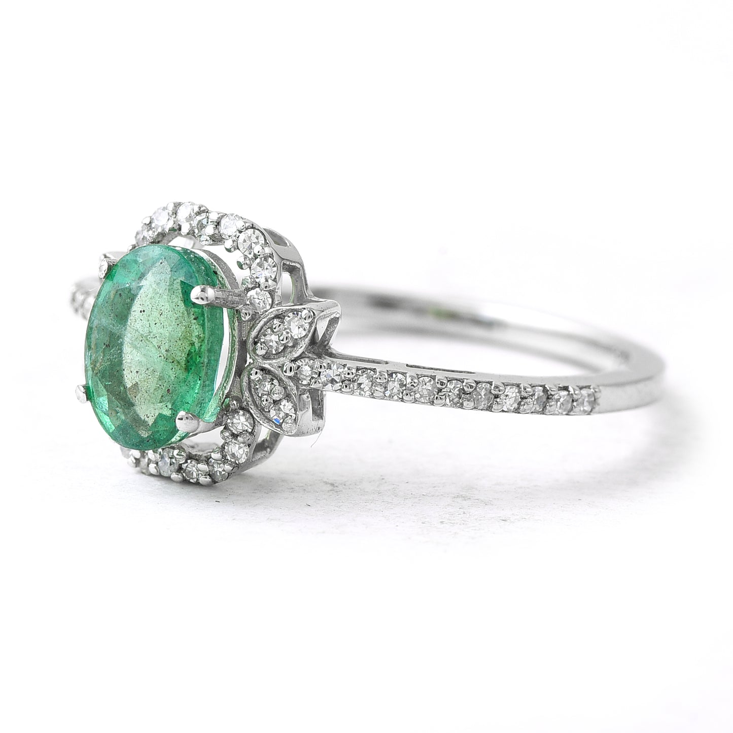 1.04 Ct Oval Emerald 950 Platinum Ring