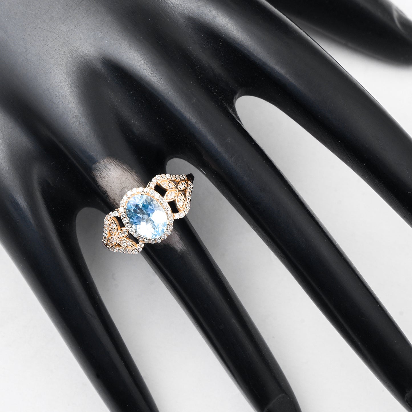 1.38 Ct Oval Mixed Cut Natural Aquamarine 14K Gold Ring