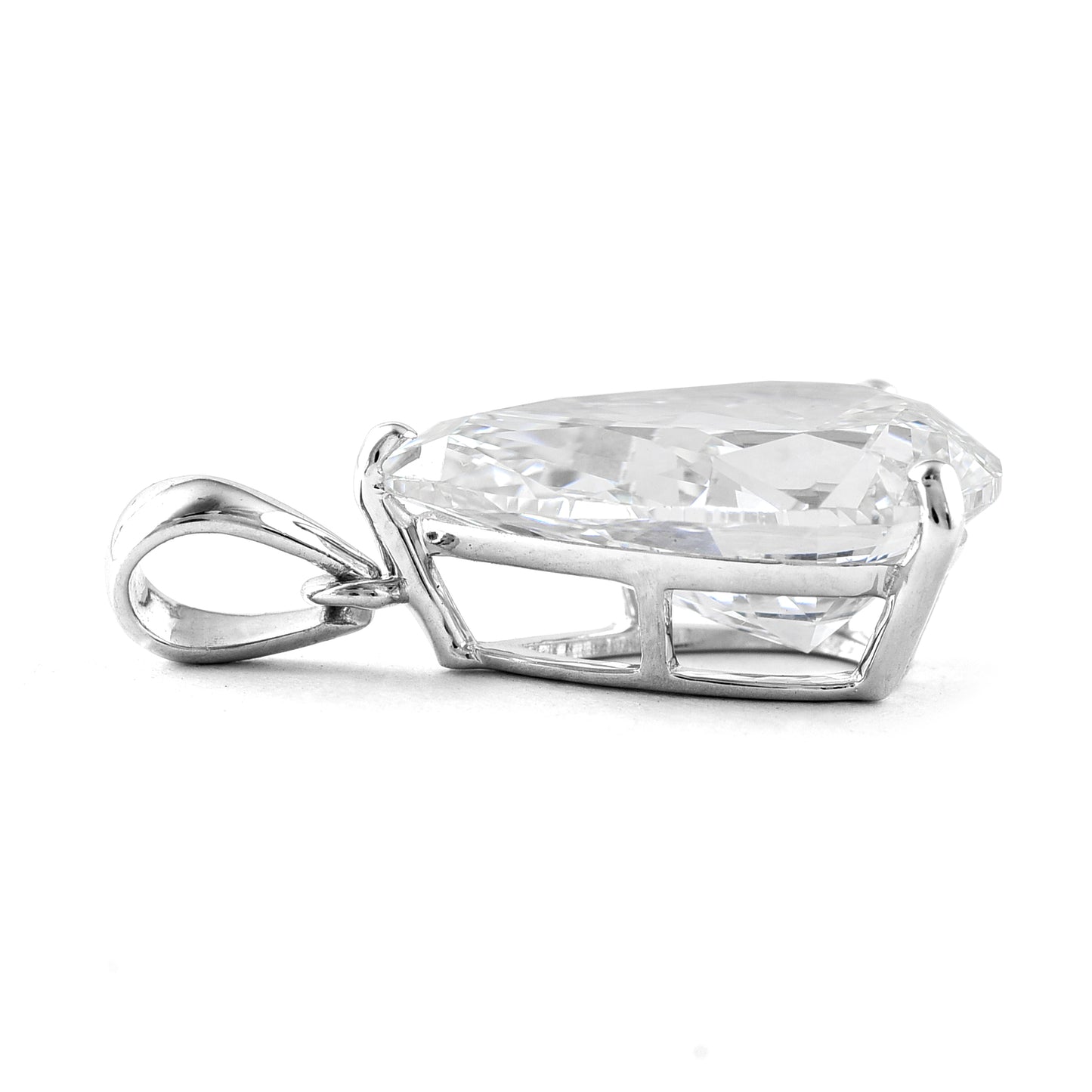 4.31 Carats Lab Grown Diamond 14K Gold Pendant