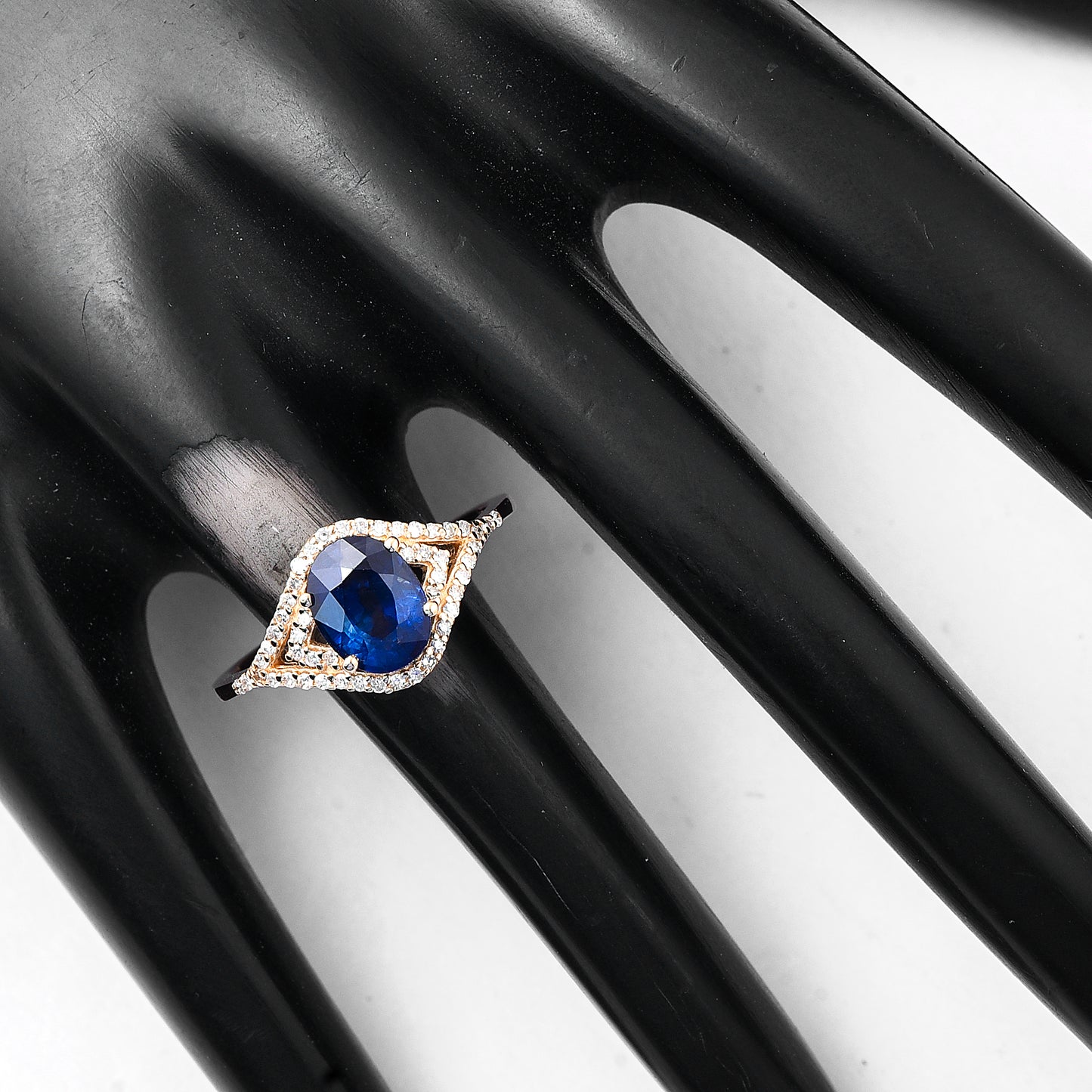 2.15 Ct Oval Mixed Cut Natural Sapphire 14K Gold Ring