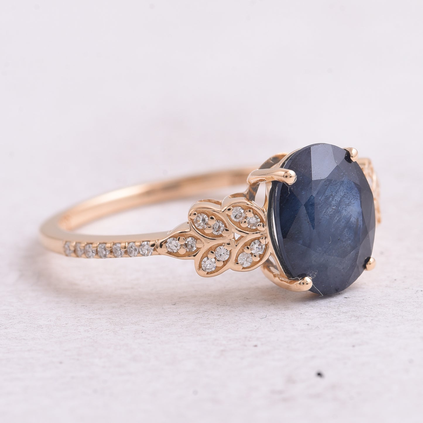 2.57 Ct Oval Mixed Cut Natural Sapphire 14K Gold Ring